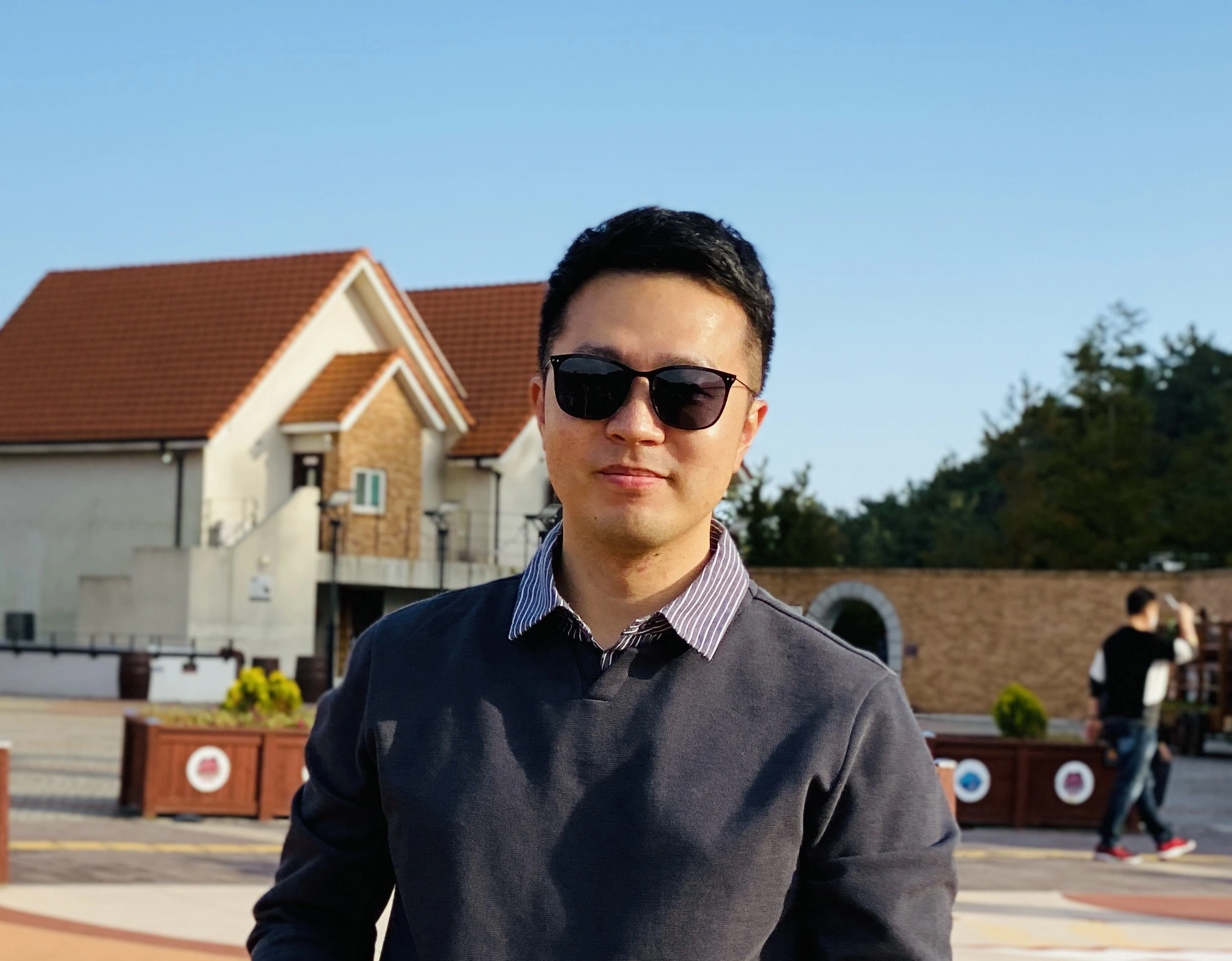 Portrait of Seungtaek Lee